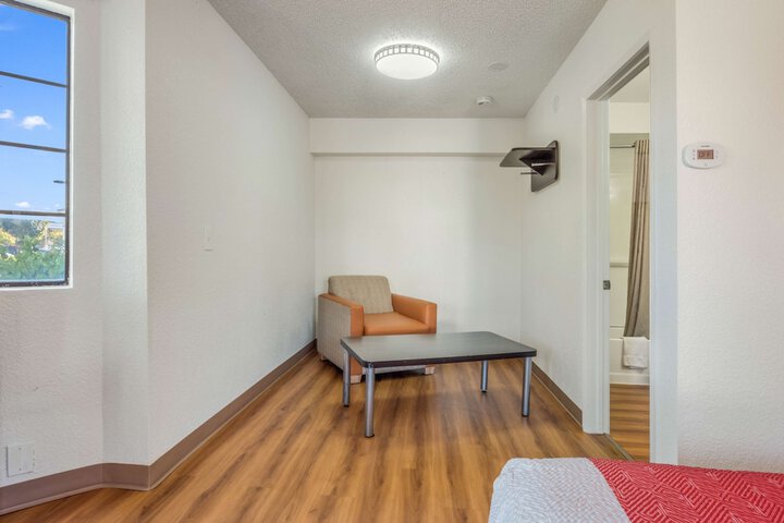 Room 50 of 65