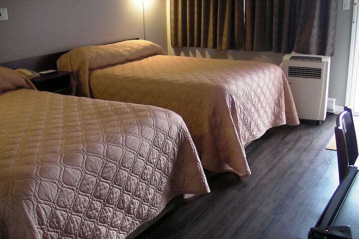 Room 16 of 22