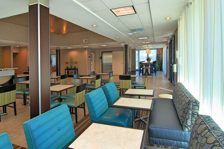 Hampton Inn & Suites Mountain View