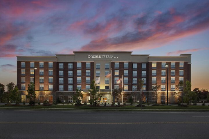 DoubleTree by Hilton Raleigh - Cary