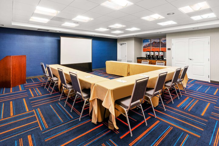 Hampton Inn & Suites Fairbanks