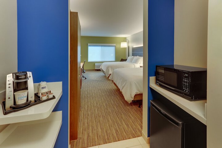 Room 37 of 75