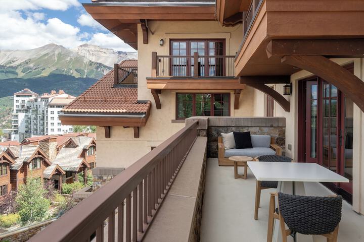 Madeline Hotel & Residences Auberge Collection