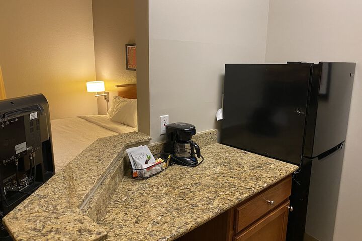 MainStay Suites Middleburg Heights Cleveland Airport