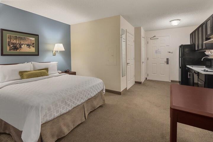 Room 26 of 47