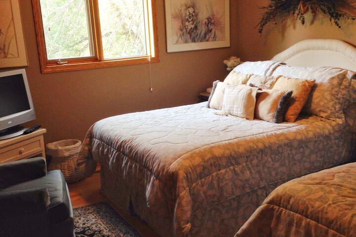 Room 10 of 20