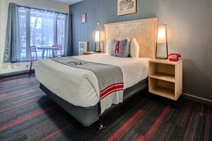 Room 80 of 137