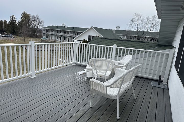 Birchwood Lodge