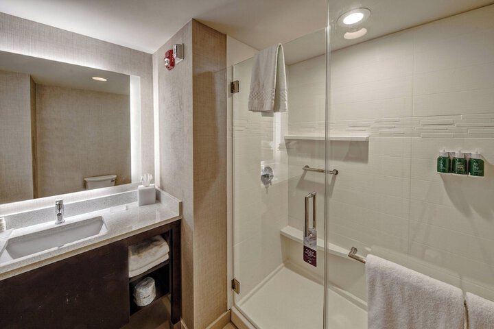 Room 41 of 53