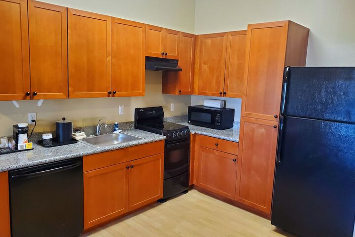 Clarion Hotel & Suites Williston