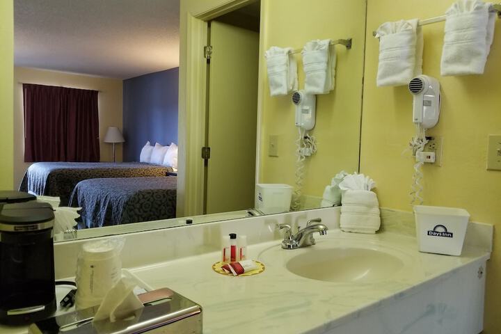 Room 5 of 22