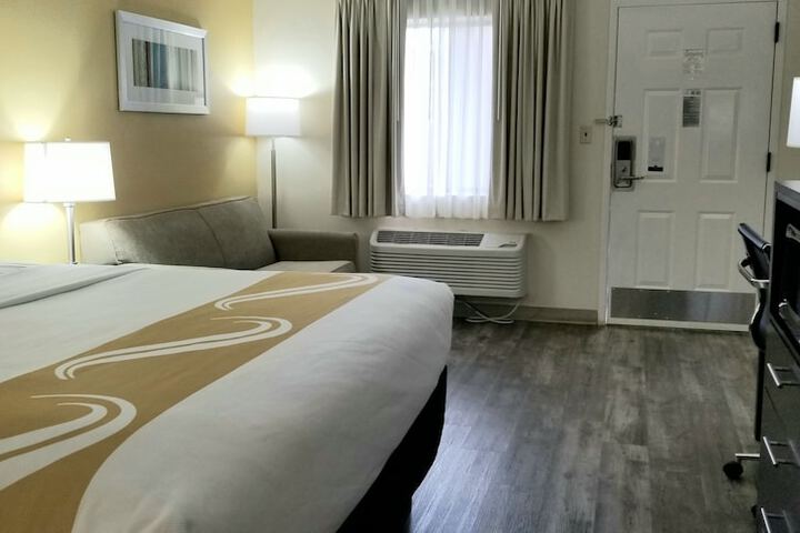 Room 46 of 67