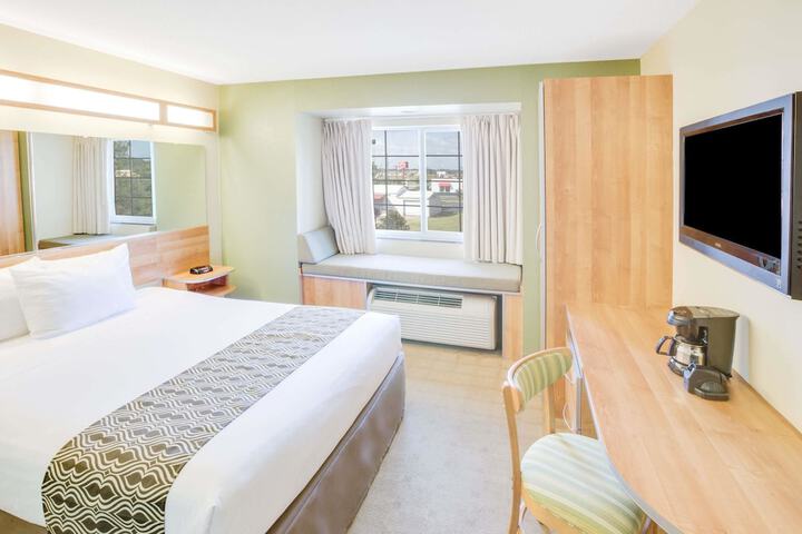 Microtel Inn & Suites by Wyndham Saraland / North Mobile