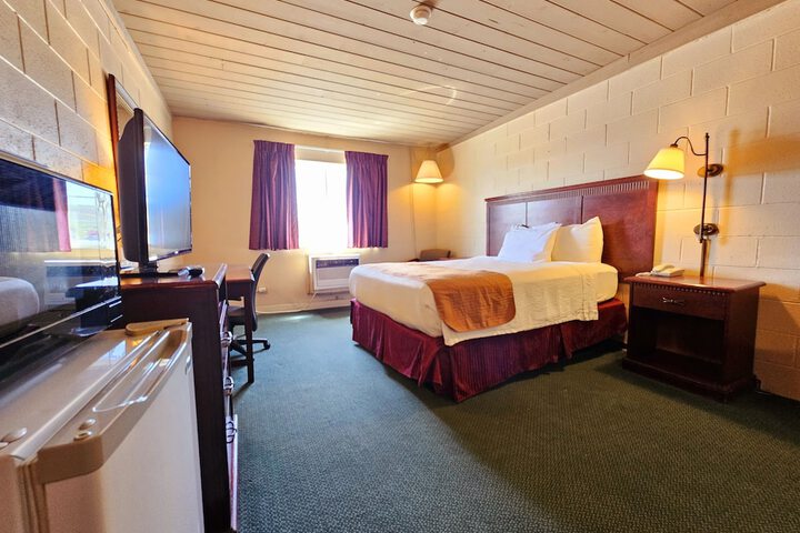 Room 25 of 62