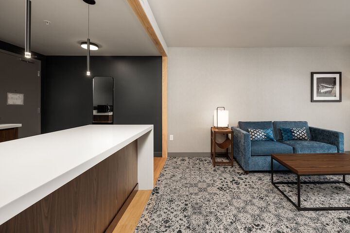 Room 108 of 136