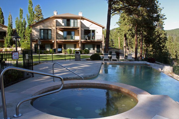 Mountain Lake Lodge