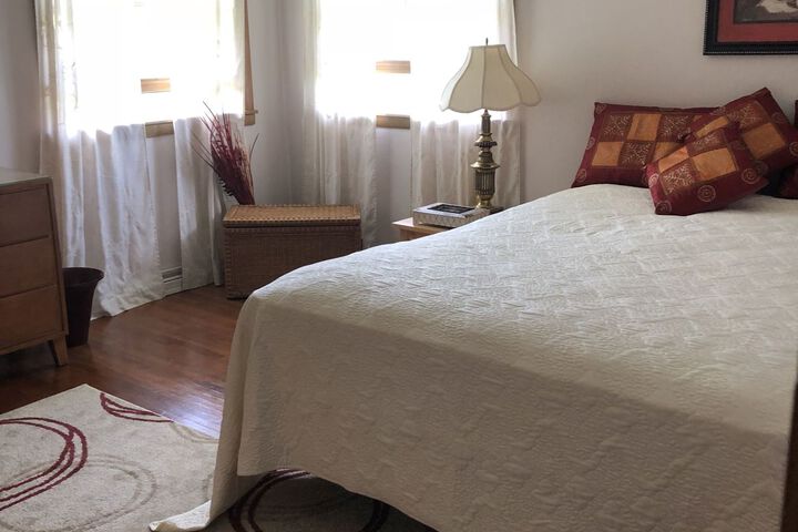 3-Bedroom Lakefront House