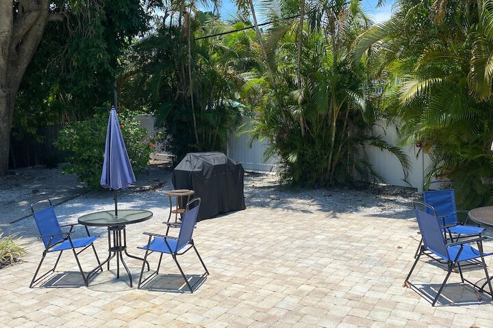 Tropical Breeze Resort