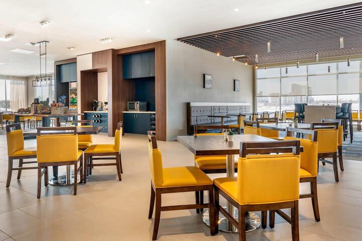 Cambria Hotel Bloomington Mall of America Minneapolis Airport