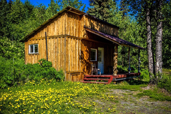 Midnight Sun Log Cabins