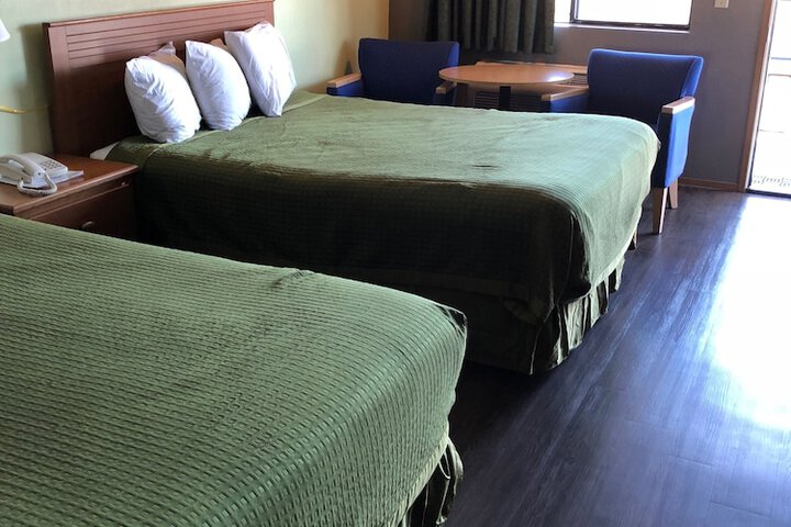 Room 20 of 29