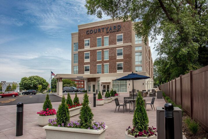 Hotel 2 of 28