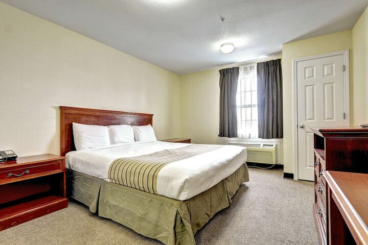 Room 18 of 46