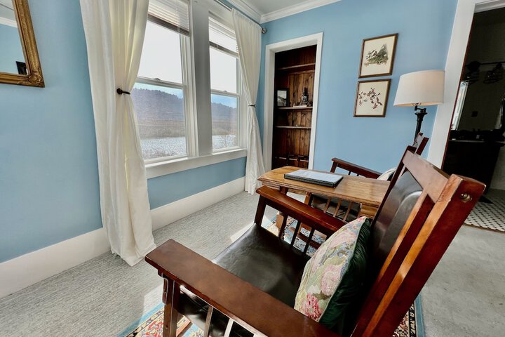 Room 43 of 113