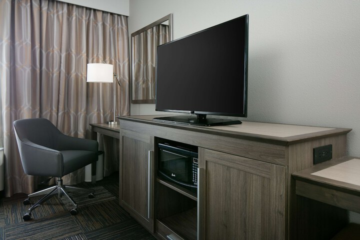 Room 20 of 33