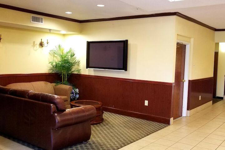 Hotel Interior 17 of 39