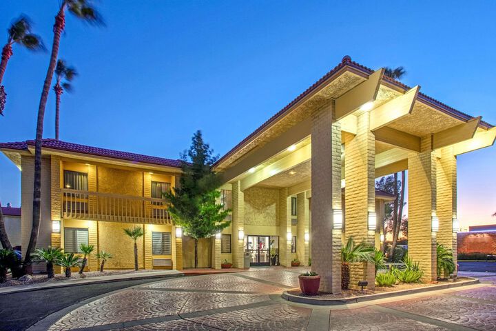 Hotel 3 of 35