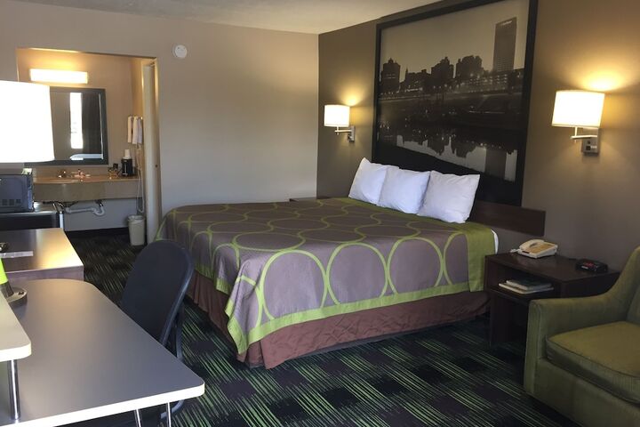 Room 22 of 30