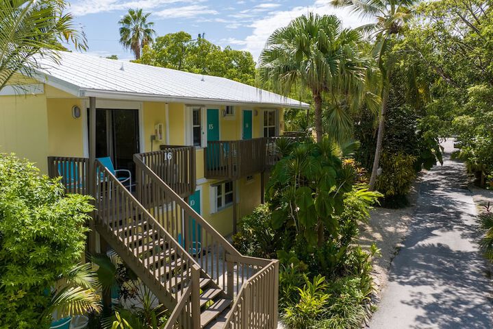 Bay Harbor Lodge
