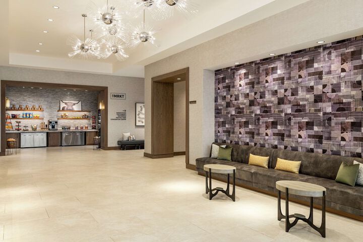 Hotel Interior 27 of 129