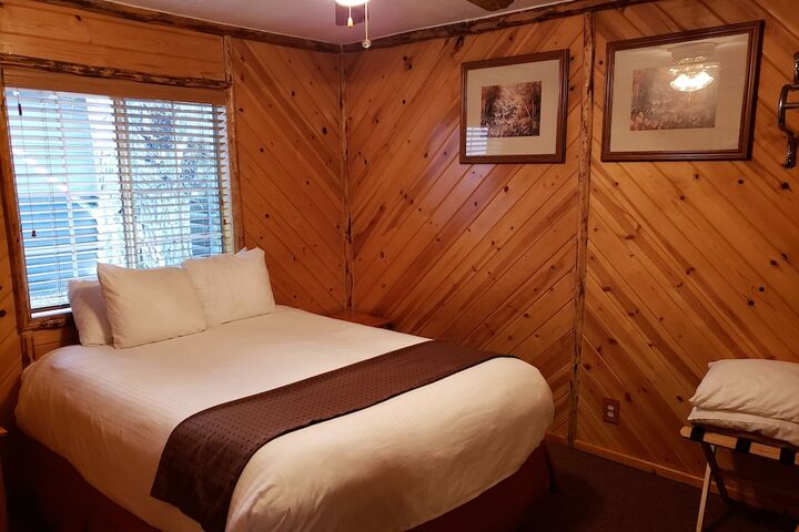 Room 59 of 76