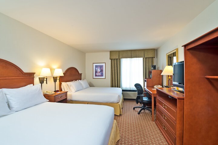 Room 30 of 46