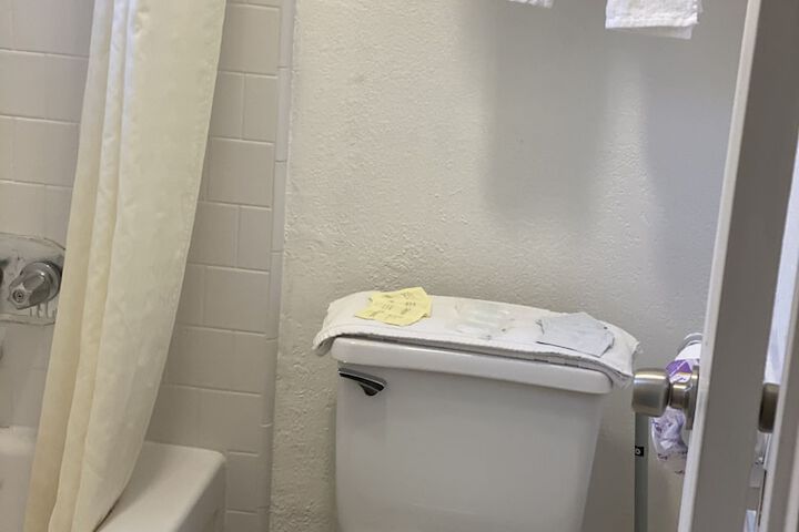 Room 52 of 78