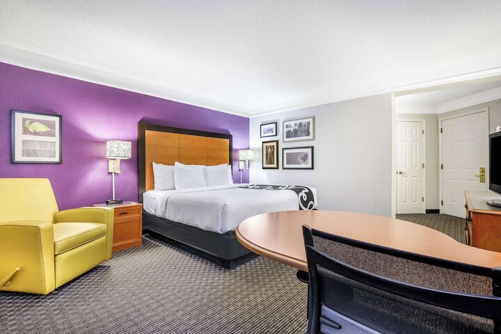 Room 21 of 30