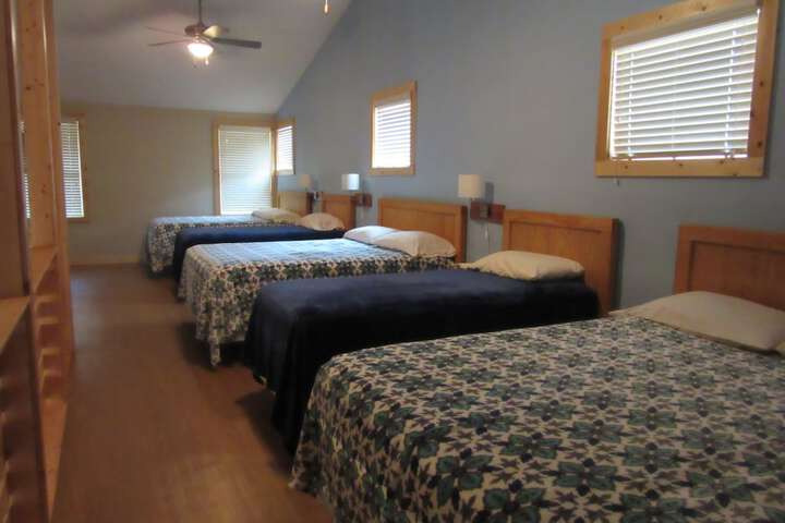 Room 43 of 85