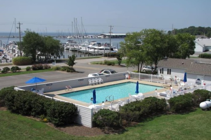 Pool 3 of 12