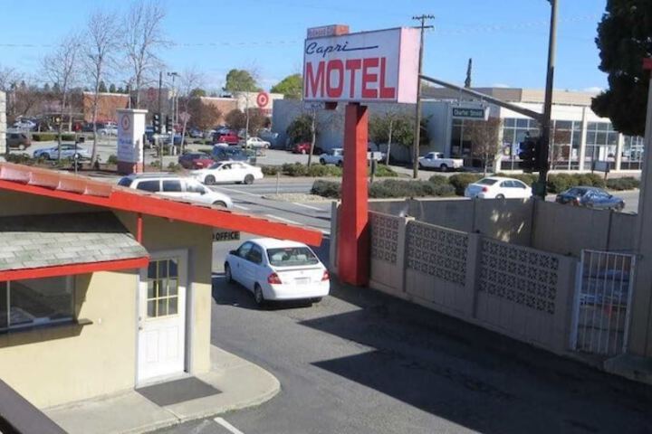 Hotel 5 of 40