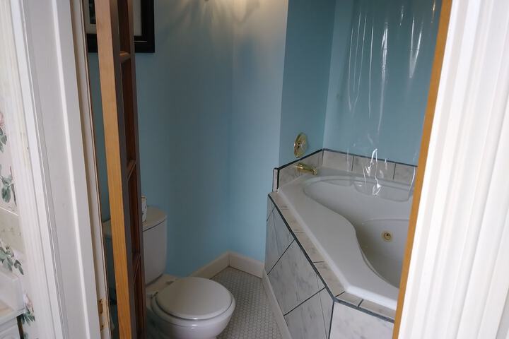 Room 15 of 60