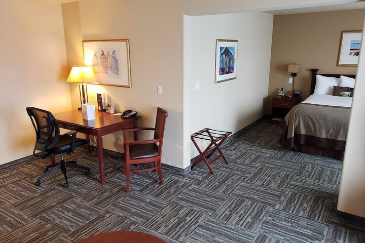 Room 9 of 20