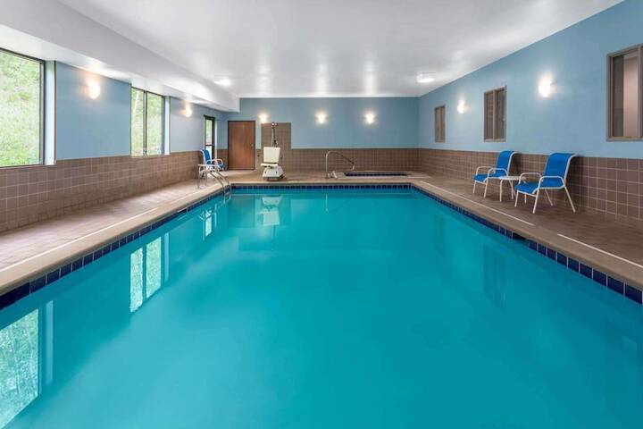 Pool 2 of 29