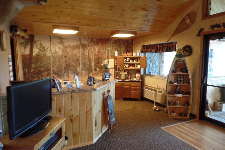 Chicaugon Lake Inn