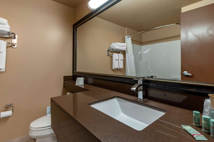 Room 9 of 29