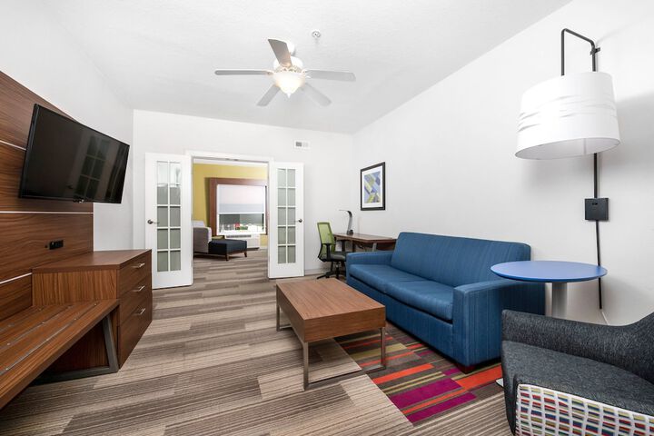 Holiday Inn Express Hotel & Suites Conroe I-45 North by IHG