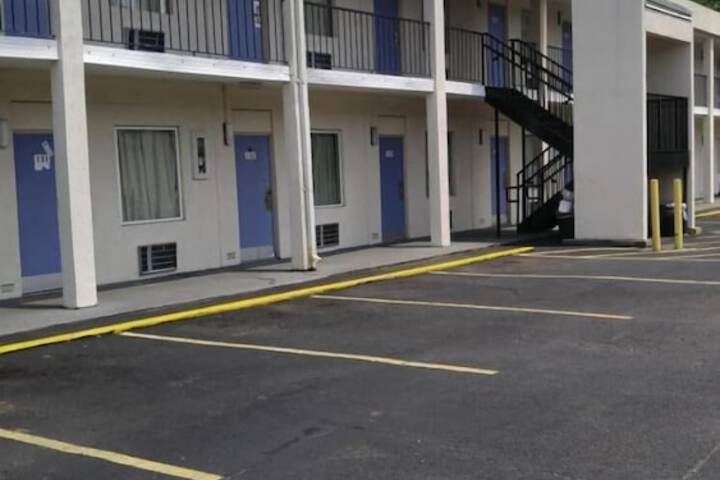 Property Grounds 24 of 26