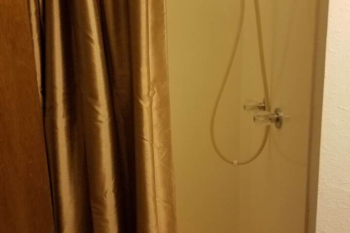 Room 19 of 46