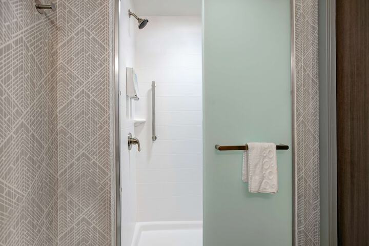 Home2 Suites Asheville Airport